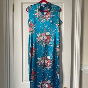 BLUE SILK KIMONO-STYLE DRESS